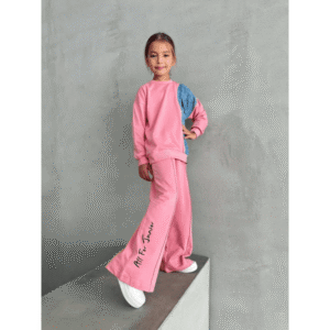 Laisvalaikio kostiumas mergaitei, 4-12 m.