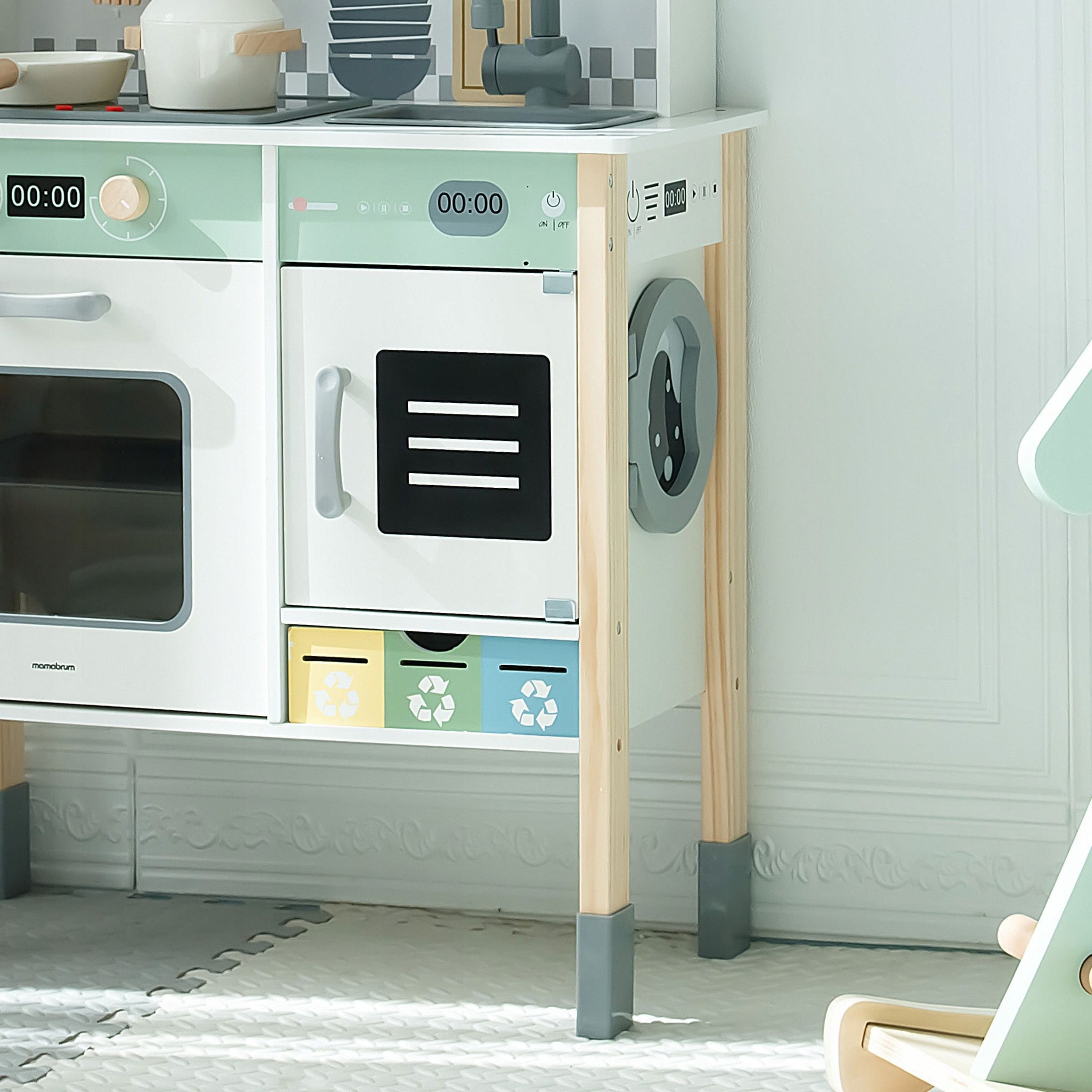 Medinė virtuvėlė su skalbimo mašina, indaplove 5 Medinė virtuvėlė su skalbimo mašina, indaplove