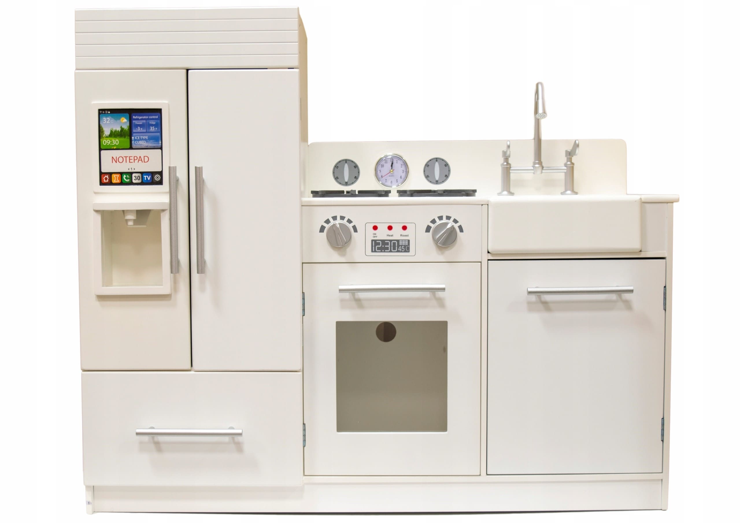 Moderni medinė virtuvėlė vaikams 1 Moderni medinė virtuvėlė vaikams