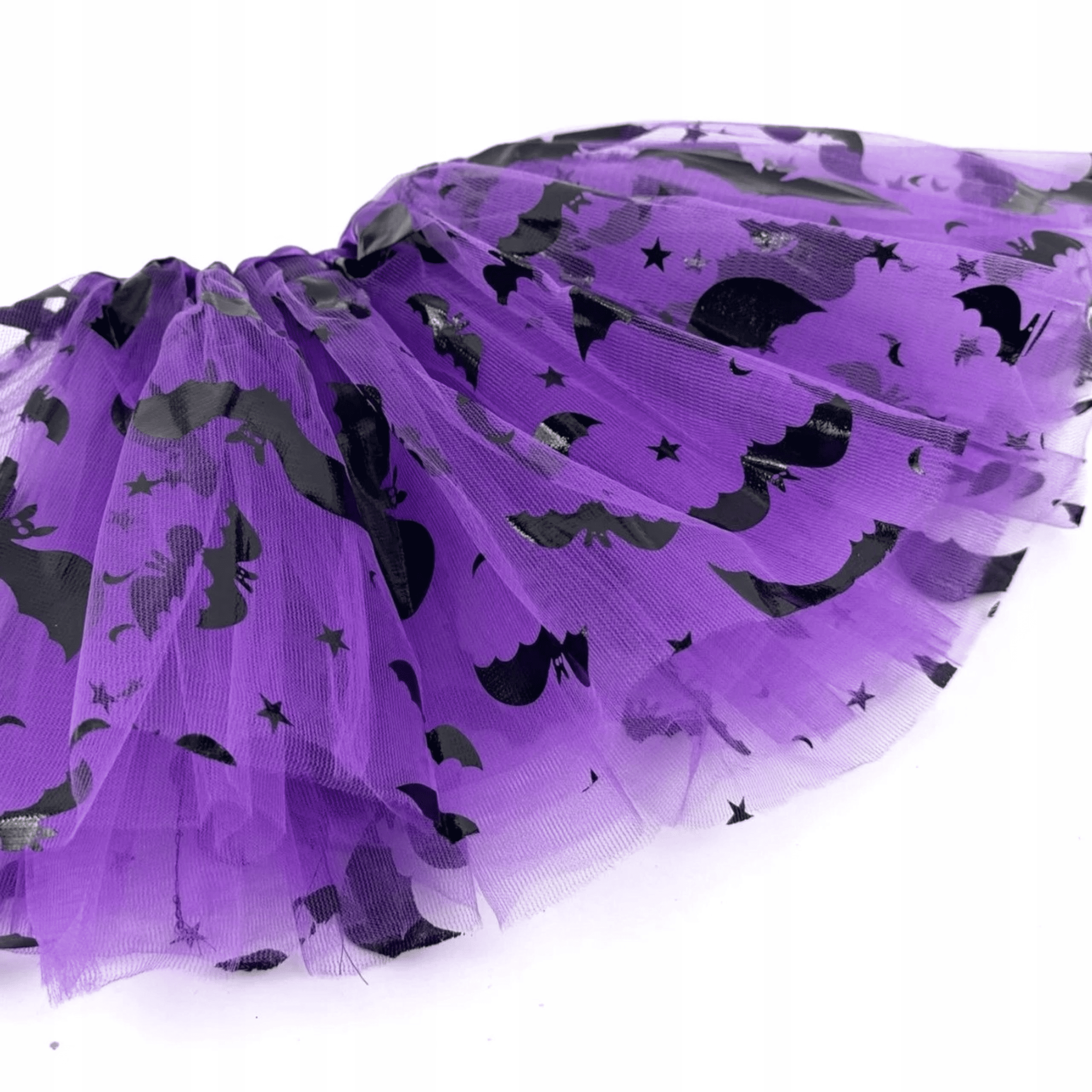 Kuromi kostiumas, 98-116 cm. 4 Kuromi kostiumas - tiulio sijonas, ausytės, kaklo papuošalas ir raktų pakabukas. Puikus pasirinkimas Helovinui, fotosesijoms ar teminiams vakarėliams.