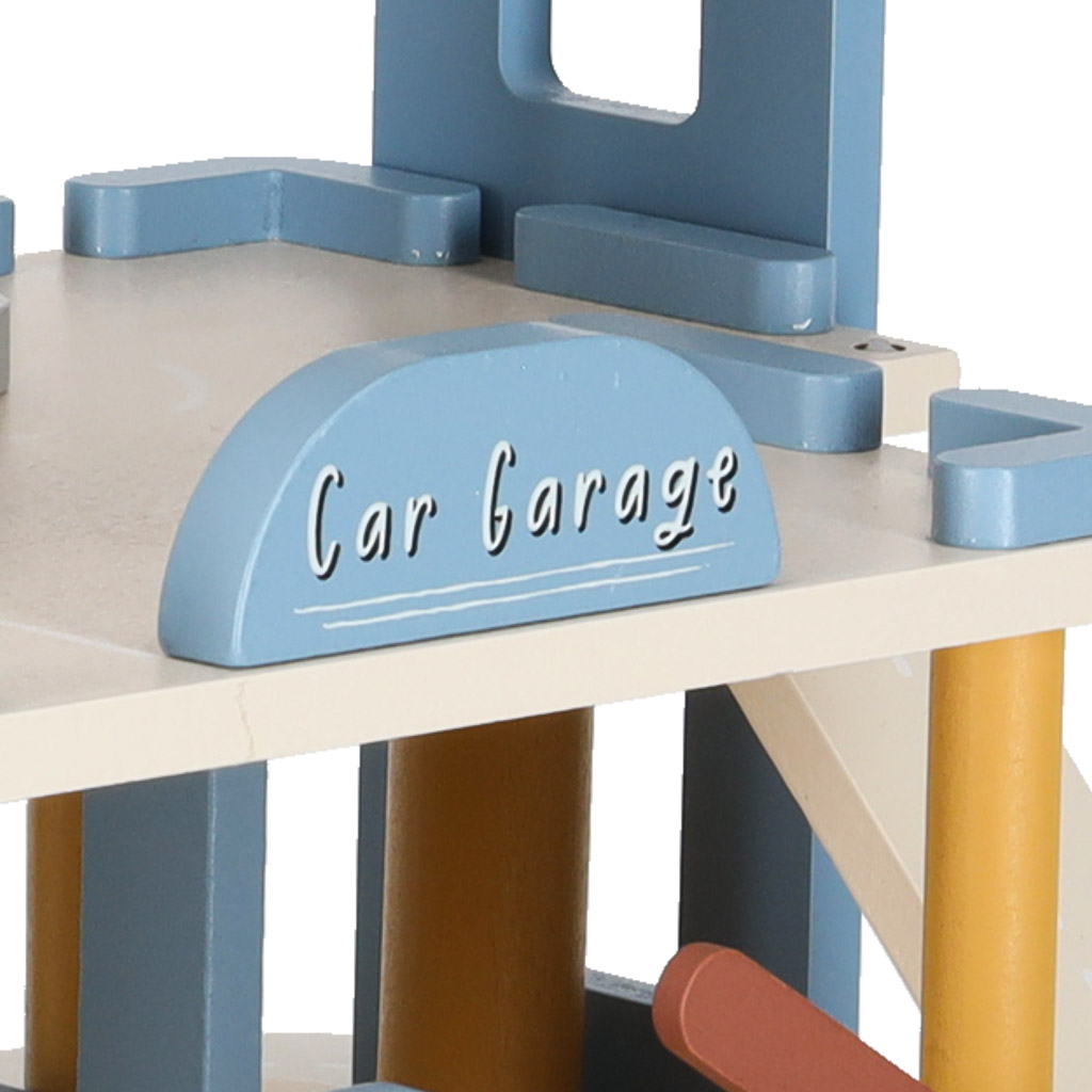 Medinis garažas, 3 m.+ 5 Medinis garažas